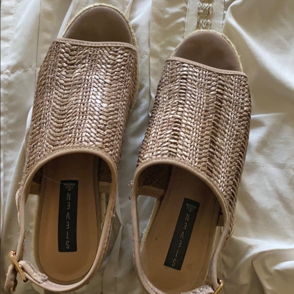 Steve Madden sandals